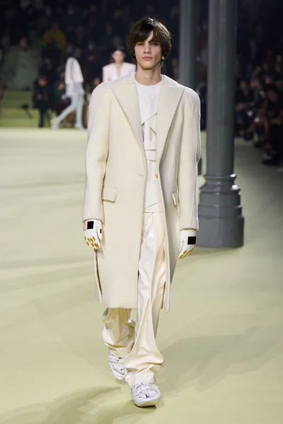 Look 21